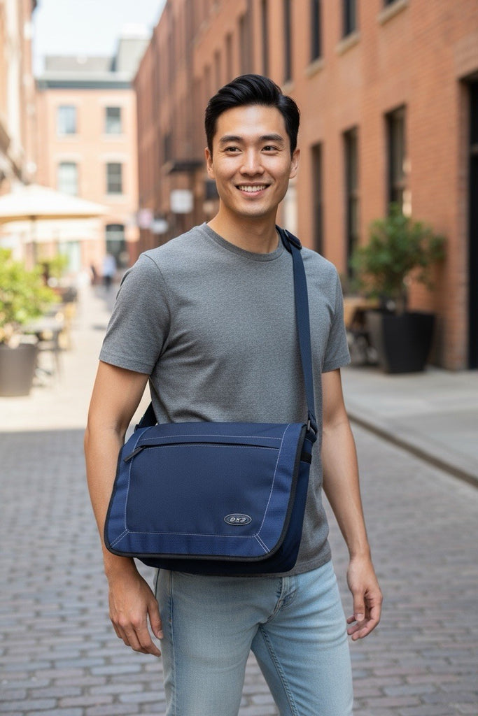 5 X Unisex 16L Messenger Shoulder Bag 4 x Navy 1 x Black Job Lot Car Boot Market